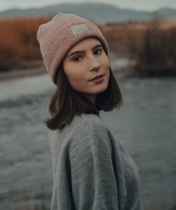 <em>María Angelina G.</em>